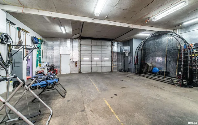 $289,000 | 710 North Jefferson Street, Lincoln, IL 62656