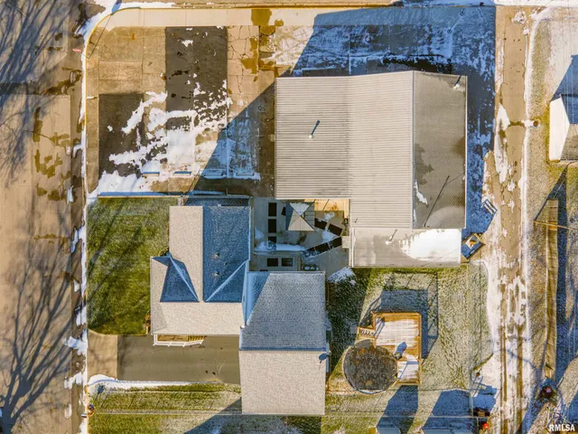 $289,000 | 710 North Jefferson Street, Lincoln, IL 62656