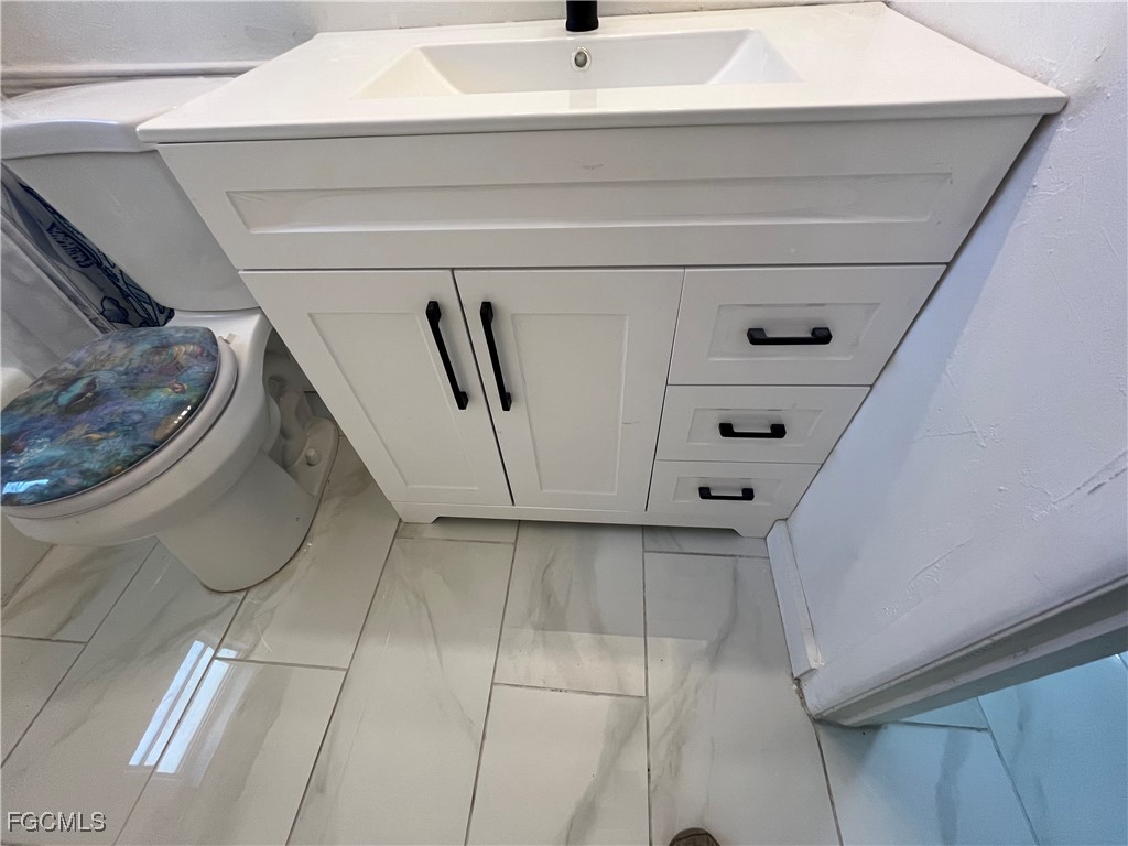 1275 Old Bridge Road North Fort Myers, FL 33917 - Photo 19 of 48