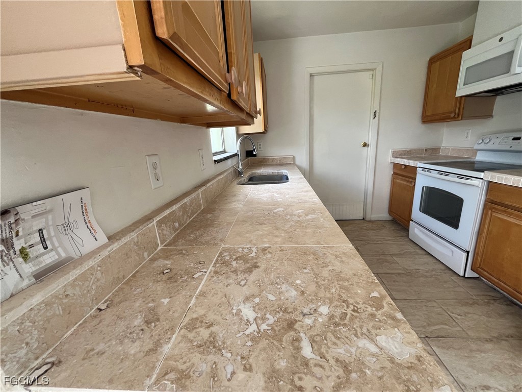 1275 Old Bridge Road North Fort Myers, FL 33917 - Photo 23 of 48