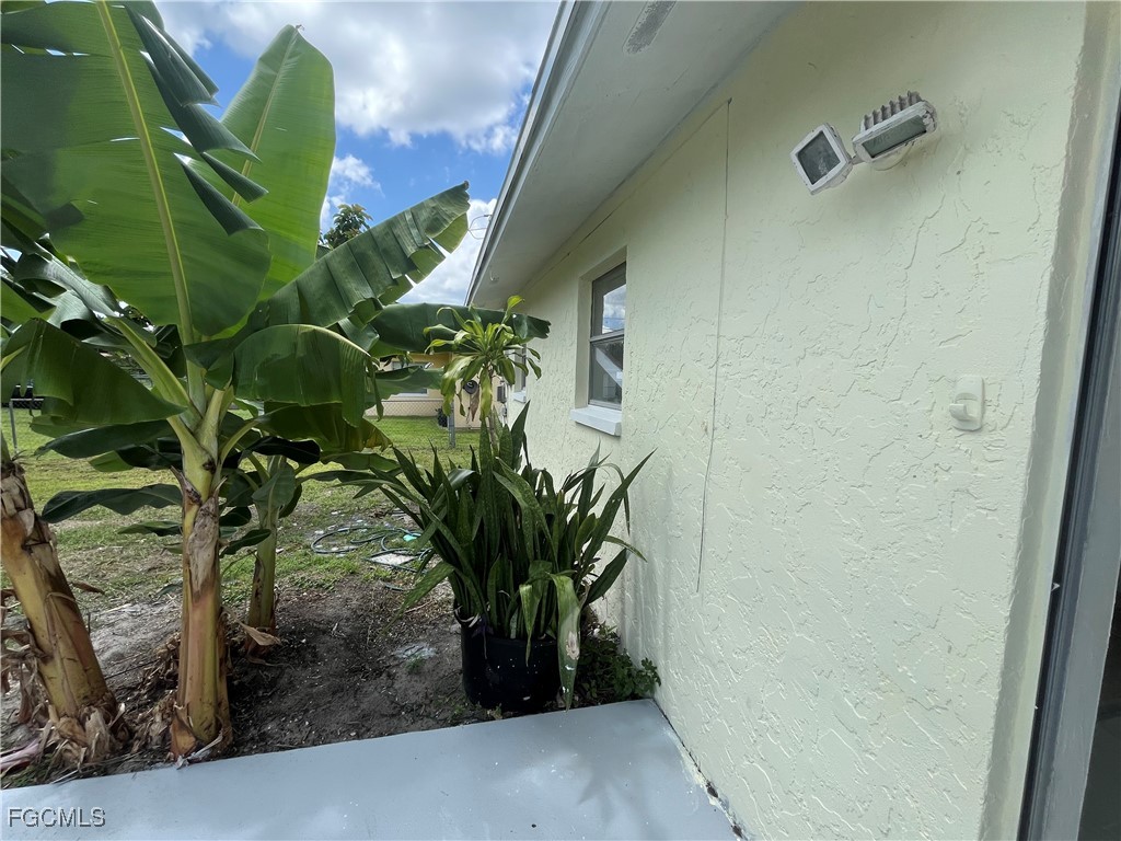 1275 Old Bridge Road North Fort Myers, FL 33917 - Photo 35 of 48