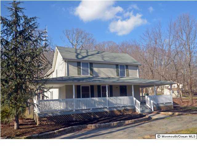 152 Jackson Mills Road Freehold, NJ 07728 - Photo 1 of 3 Primary Photo