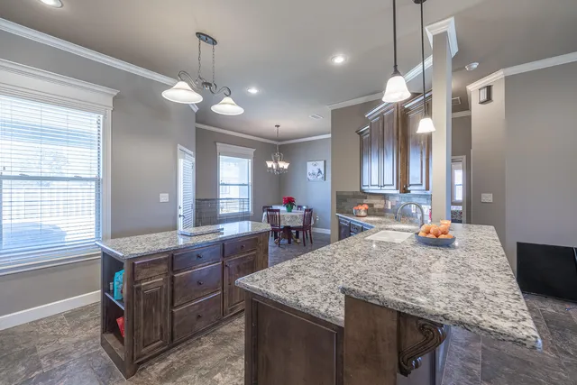 $373,450 | 527 Avenue T, Shallowater, TX 79363