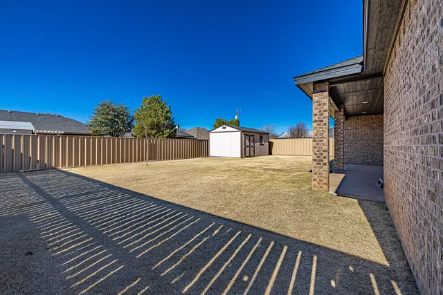 $373,450 | 527 Avenue T, Shallowater, TX 79363