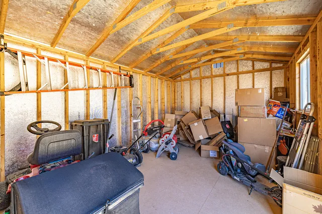 $373,450 | 527 Avenue T, Shallowater, TX 79363