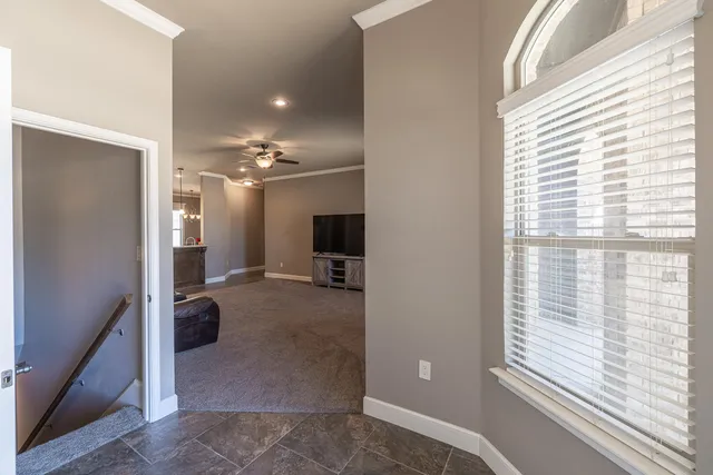 $373,450 | 527 Avenue T, Shallowater, TX 79363