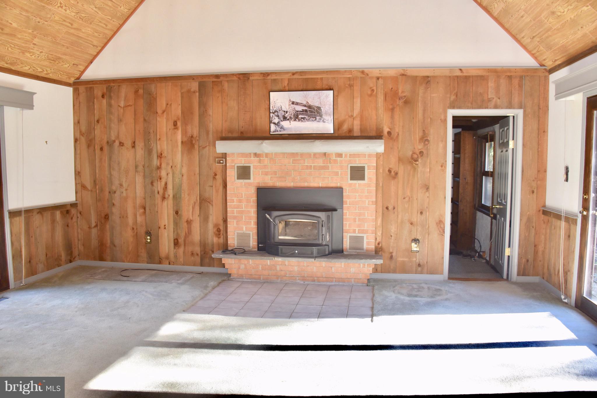93 Teen Challenge Road Womelsdorf, PA 19567 - Photo 3 of 31 Gallery Image 3