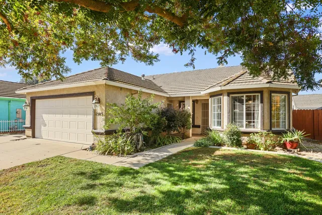 $425,000 | 1505 Dreyfus Lane, Modesto, CA 95355