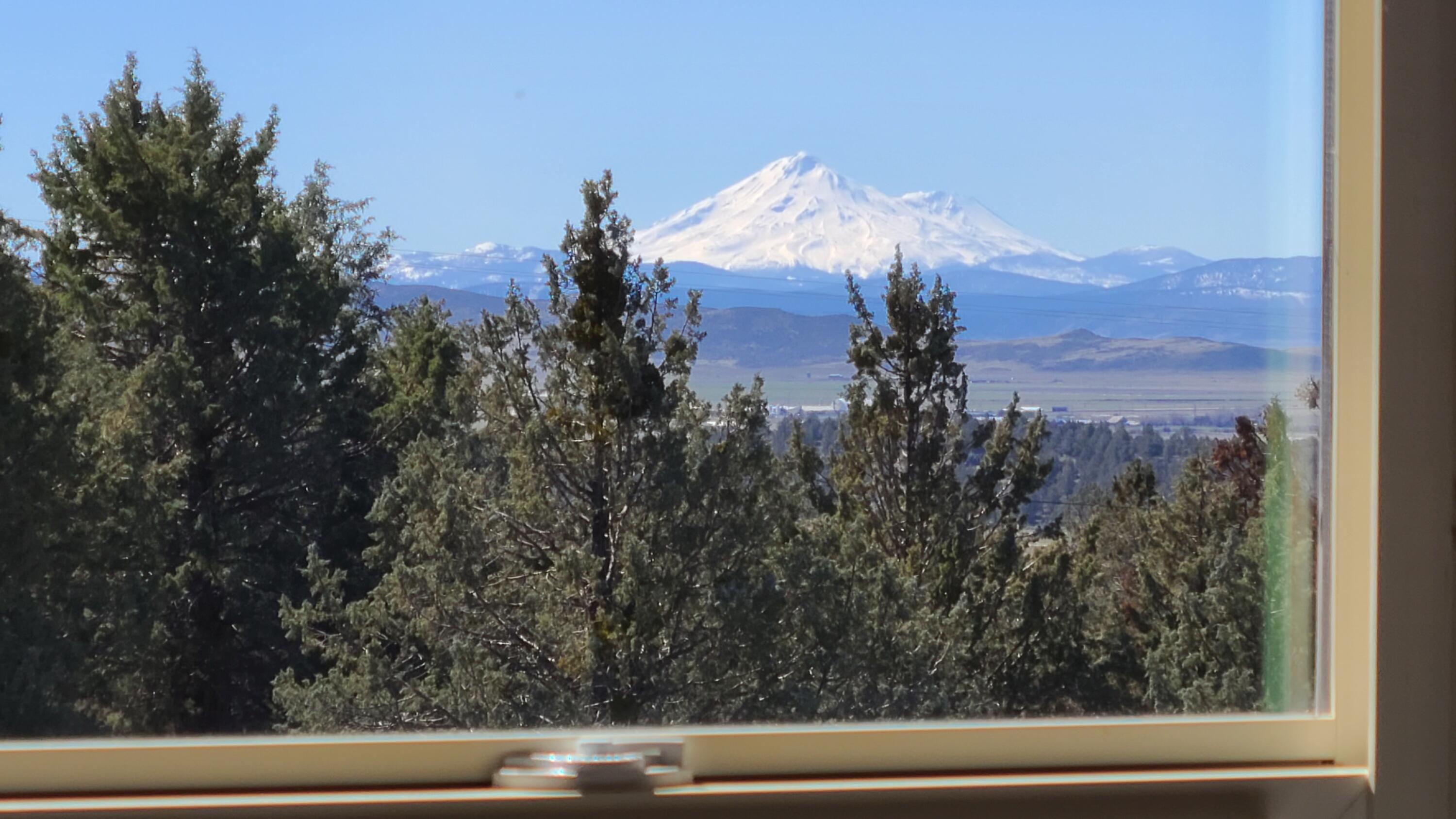 18475 Pope Road Merrill, OR 97633 - Photo 31 of 35 view from living room