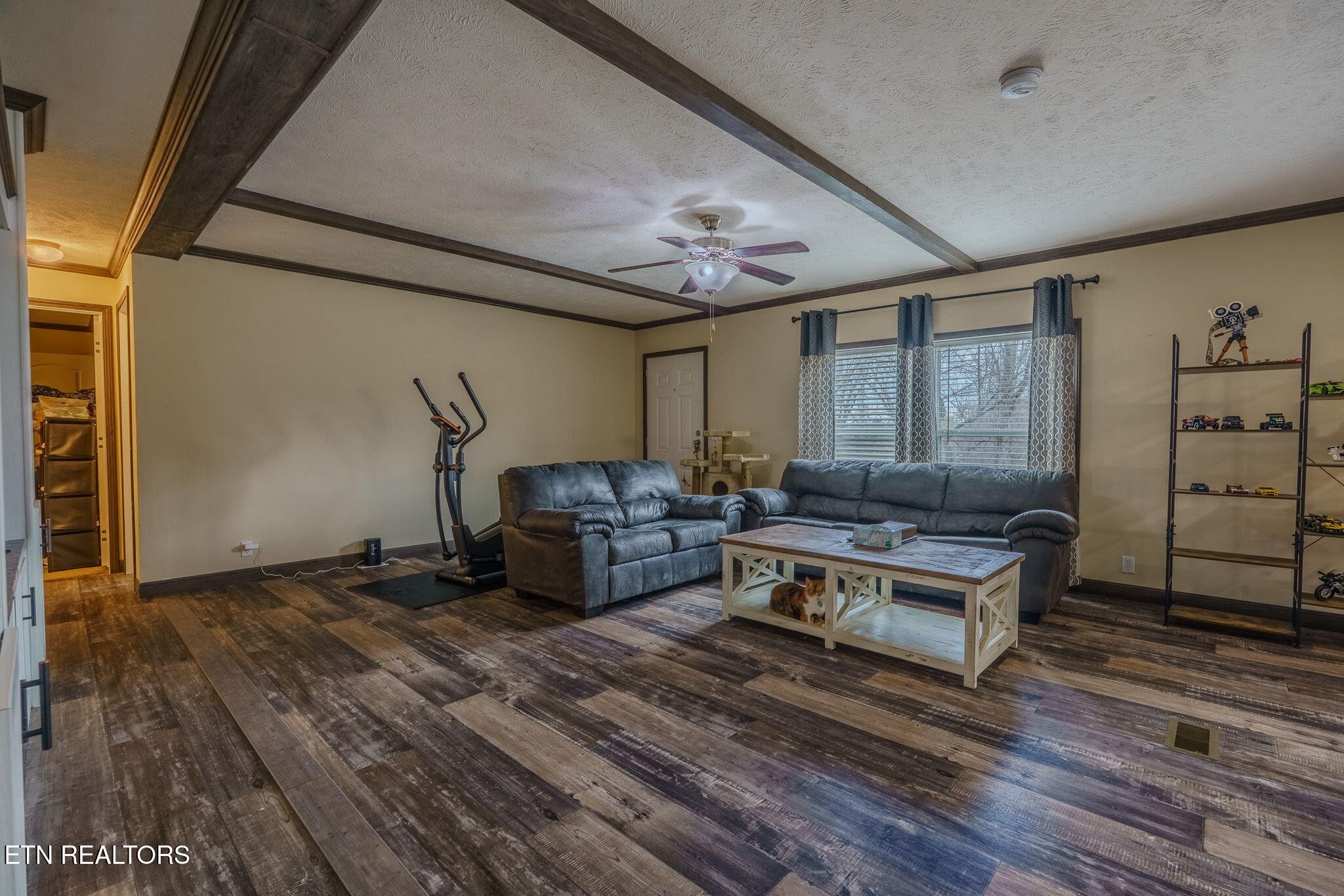1738 Dumplin Loop Road New Market, TN 37820 - Photo 4 of 33 Gallery Image 4