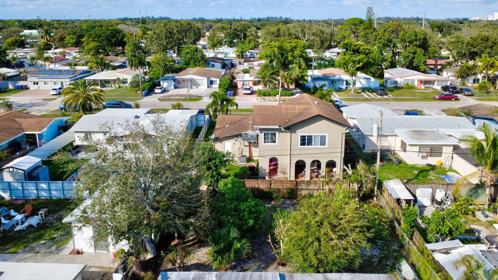 6830 Simms Street Hollywood, FL 33024 - Photo 12 of 13 Back
