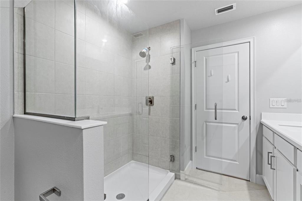 4282 Cloud Hopper Way Lutz, FL 33559 - Photo 21 of 44