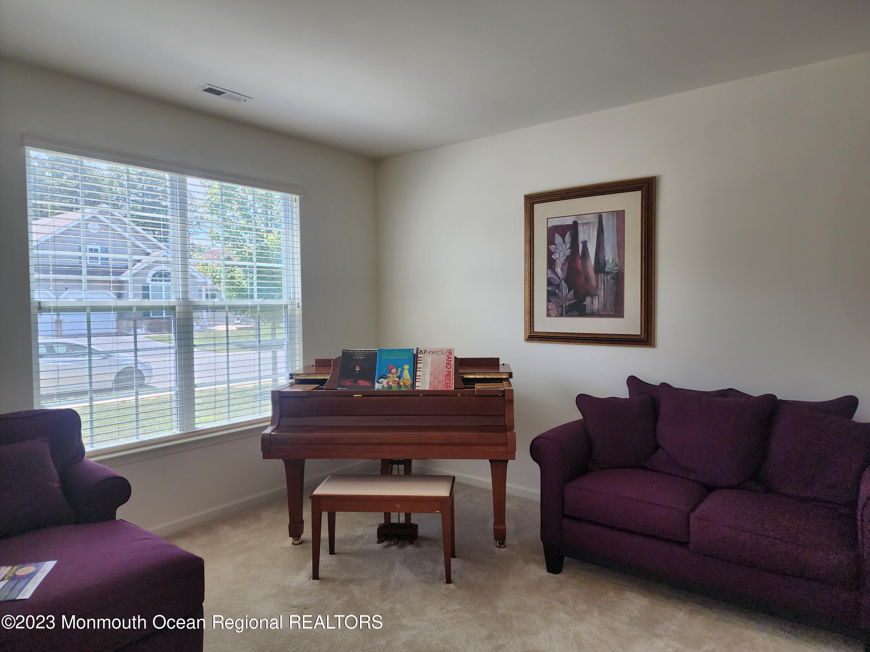 654 Timberline Lane Whiting, NJ 08759 - Photo 4 of 42 20230605_130508