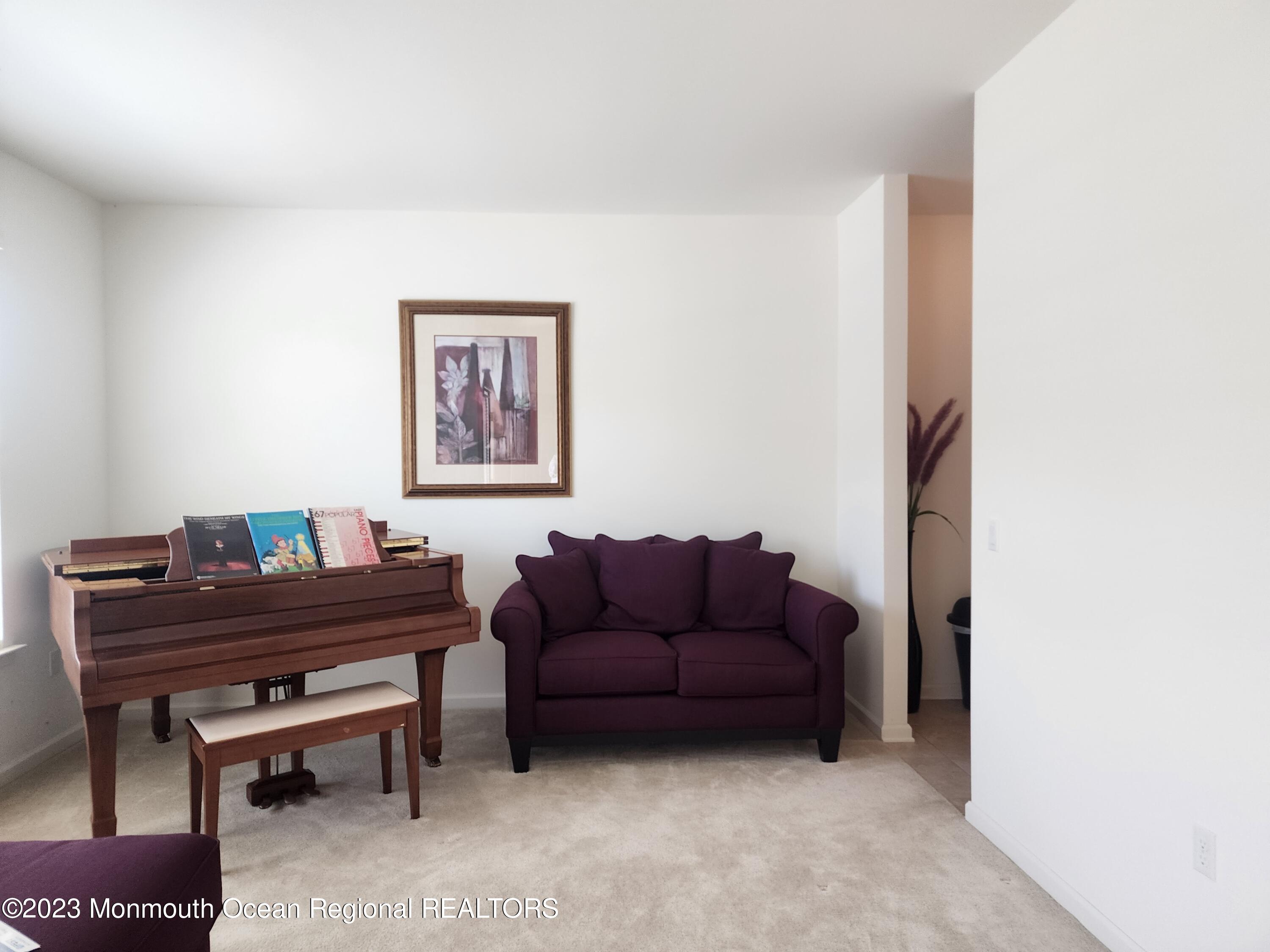 654 Timberline Lane Whiting, NJ 08759 - Photo 5 of 42 20230605_131224