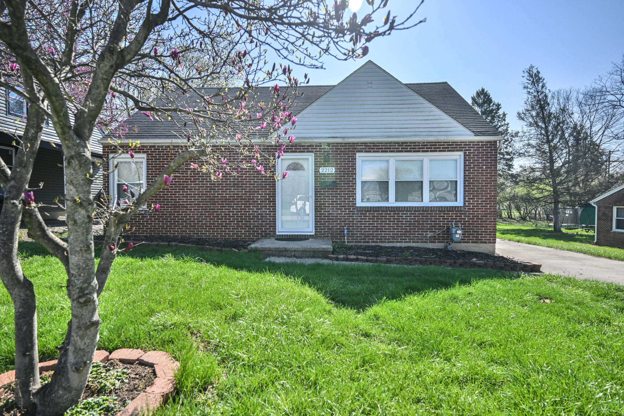 2212 Shawnee Avenue Springfield, OH 45506 - Photo 3 of 30 Gallery Image 3