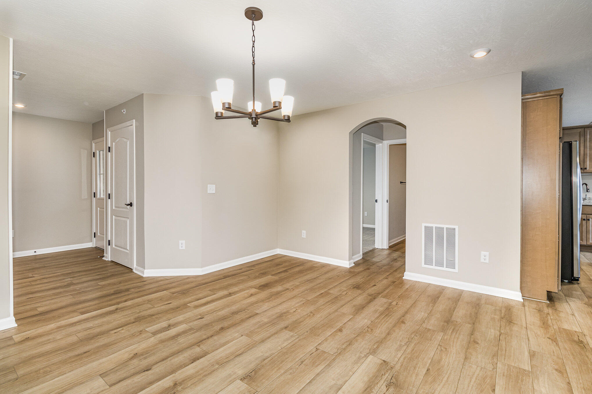 2426 Bella Ridge Covington, KY 41017 - Photo 9 of 30 Gallery Image 9