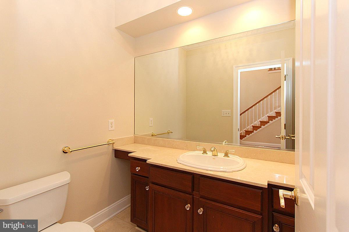 6802 Rannoch Road Bethesda, MD 20817 - Photo 13 of 30 Powder Room