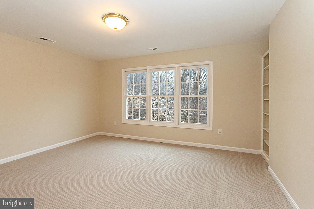 6802 Rannoch Road Bethesda, MD 20817 - Photo 23 of 30 Bedroom #5
