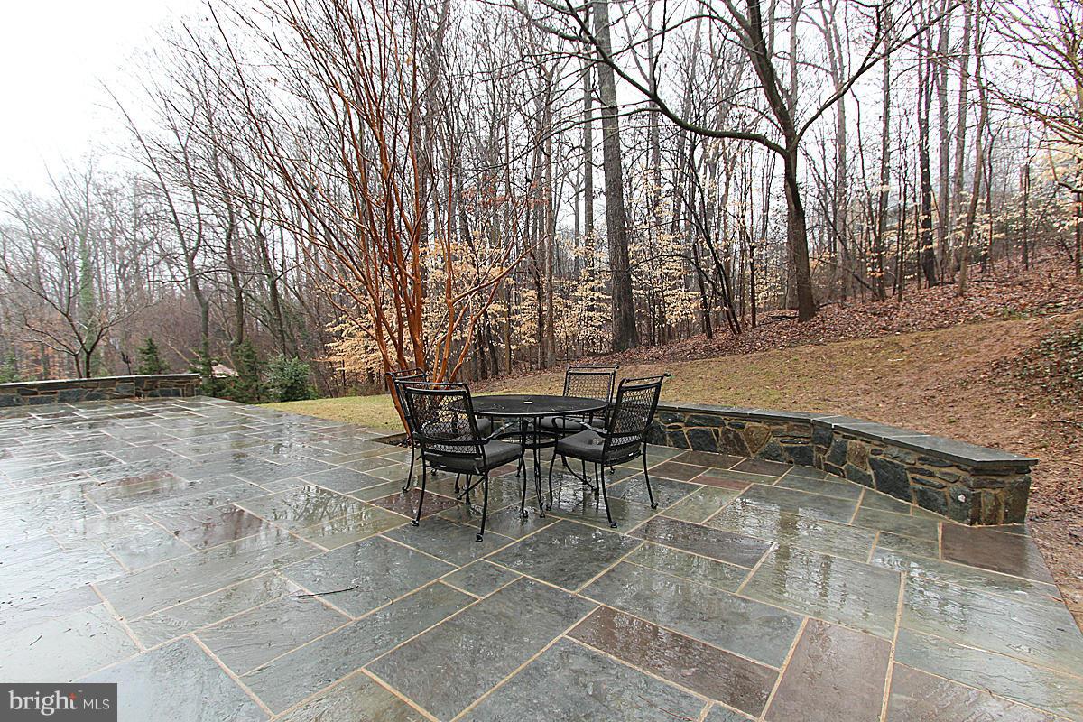 6802 Rannoch Road Bethesda, MD 20817 - Photo 30 of 30 Patio