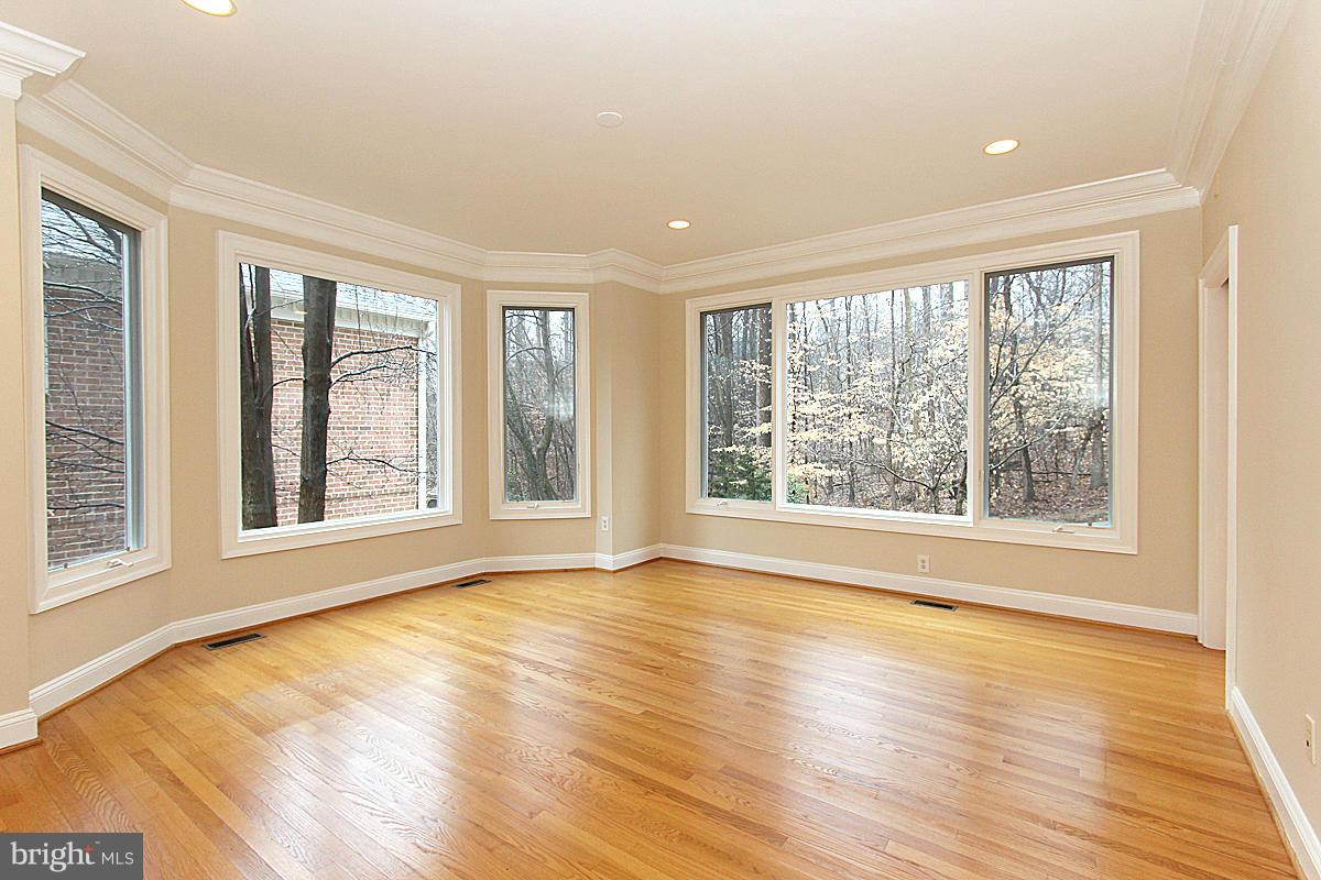 6802 Rannoch Road Bethesda, MD 20817 - Photo 5 of 30 Music Room/Study