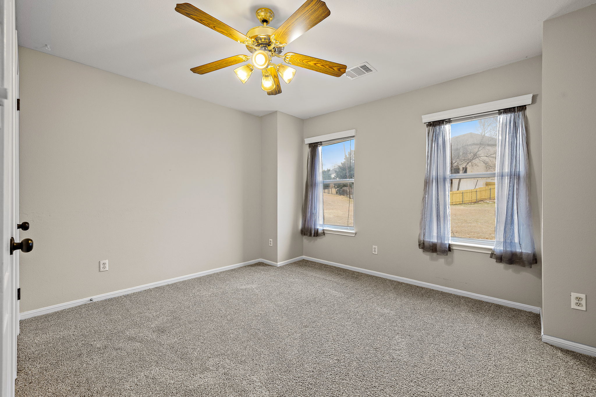 3700 Hawk Ridge Street Round Rock, TX 78665 - Photo 31 of 40