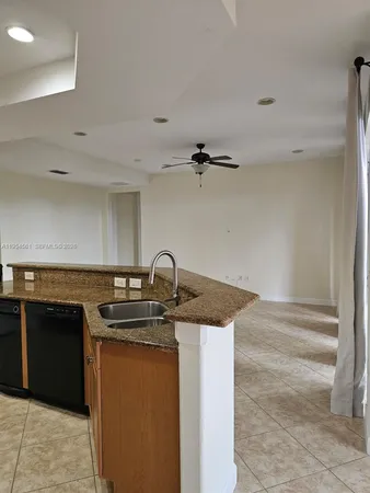 $3,495 | 8255 Northwest 128th Lane, Unit 19C, Parkland, FL 33076