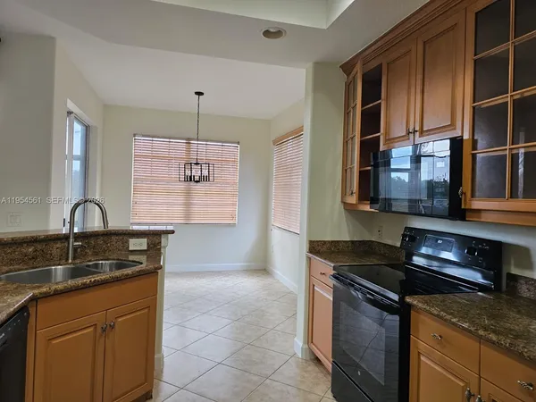 $3,495 | 8255 Northwest 128th Lane, Unit 19C, Parkland, FL 33076