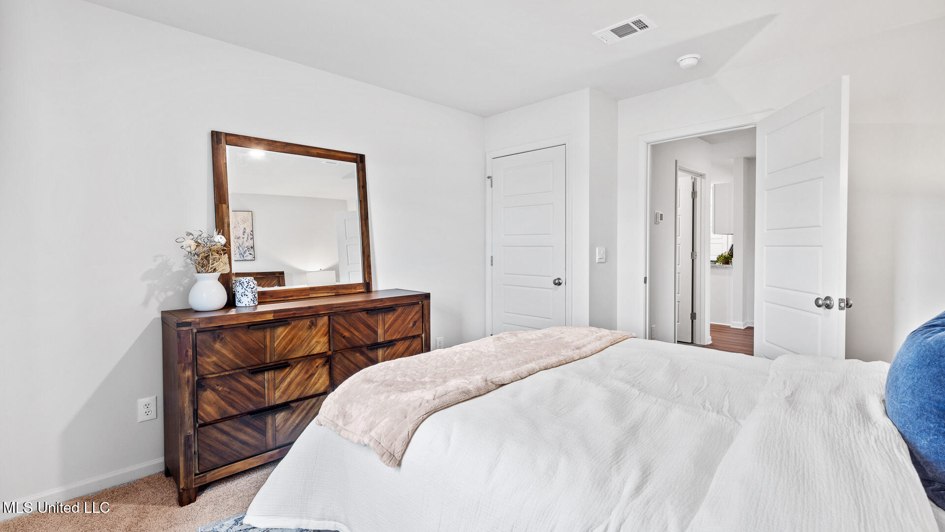 809 Fairway Avenue Byram, MS 39272 - Photo 11 of 27 MS_Jackson_Byram_Cedars-of-Byram-Estates