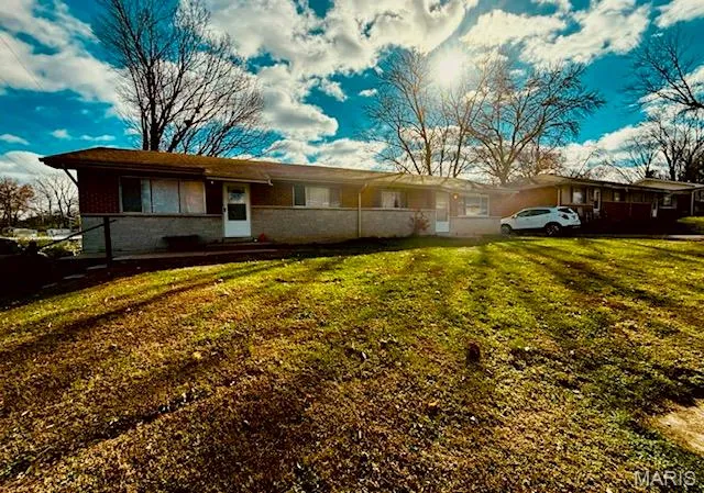 $300,000 | 1200-1202 Chargene Street, St. Charles, MO 63301