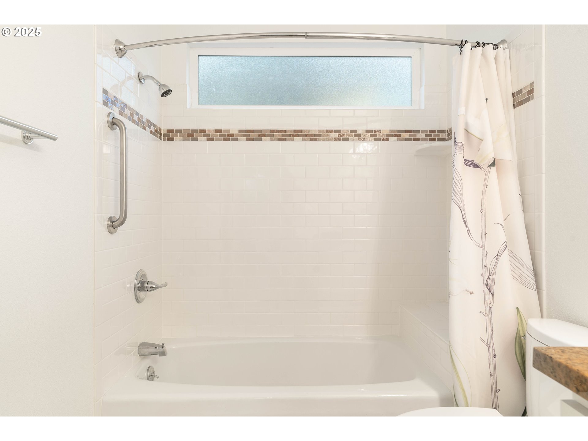 7799 Southwest Montclair Drive Portland, OR 97225 - Photo 32 of 39