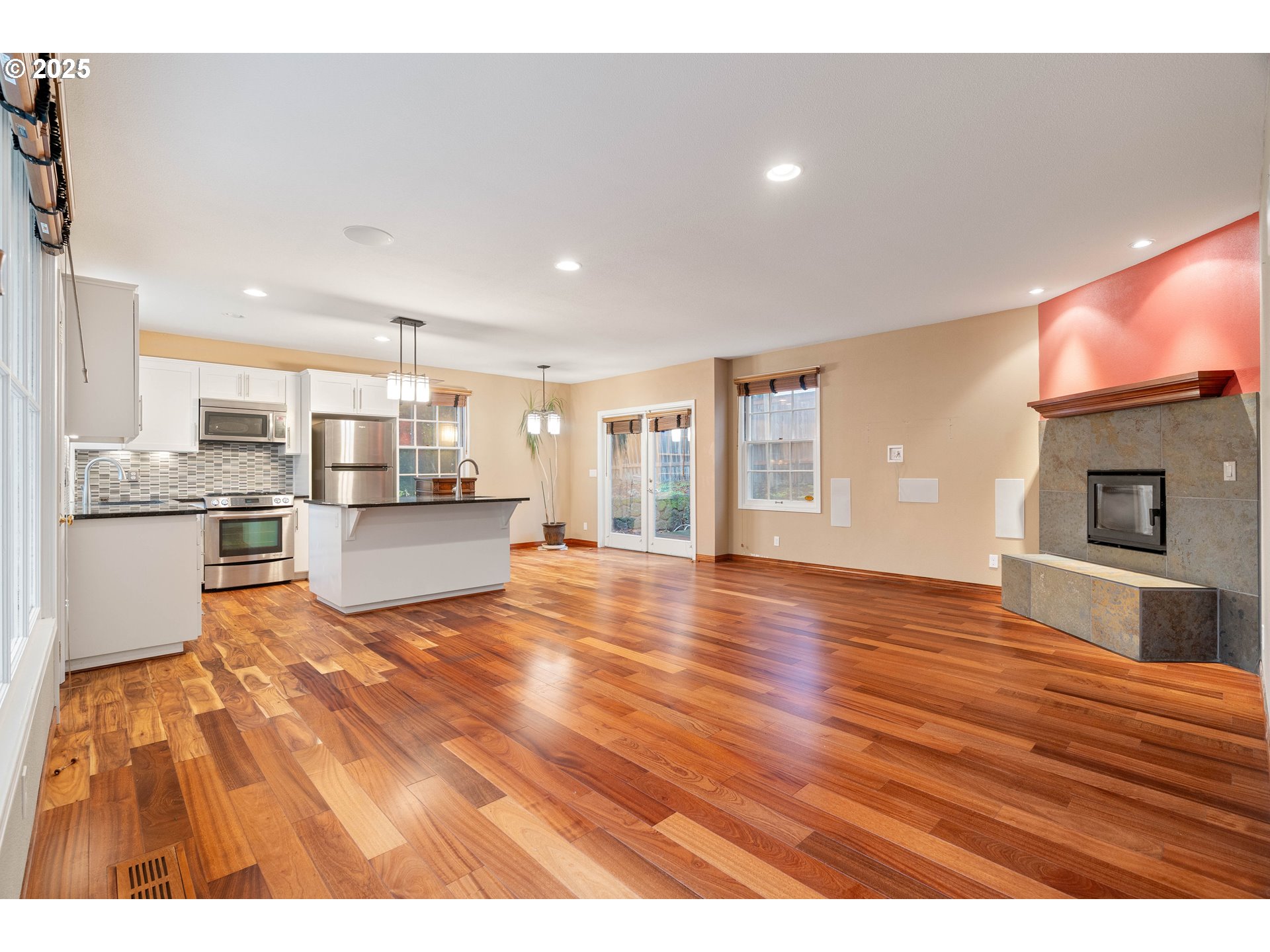 7799 Southwest Montclair Drive Portland, OR 97225 - Photo 10 of 39