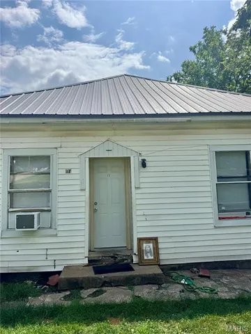 $172,000 | 17 Vine Street, Park Hills, MO 63601