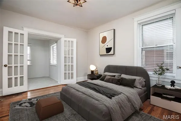 $765,000 | 738 Kingsland Avenue, University City, MO 63130