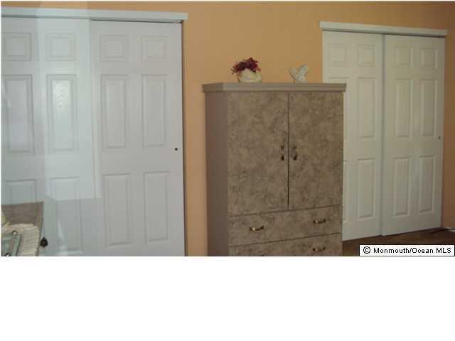 3A Spring Street, Unit B Whiting, NJ 08759 - Photo 14 of 17 a black and white photo of a bathroom