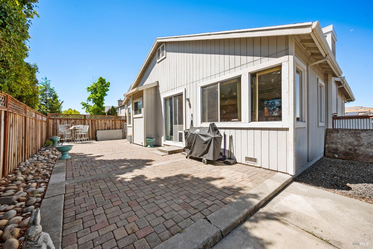 2622 Arrowhead Drive Santa Rosa, CA 95407 - Photo 16 of 32