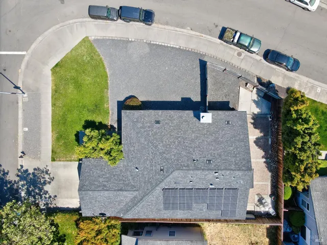 $764,900 | 2622 Arrowhead Drive, Santa Rosa, CA 95407
