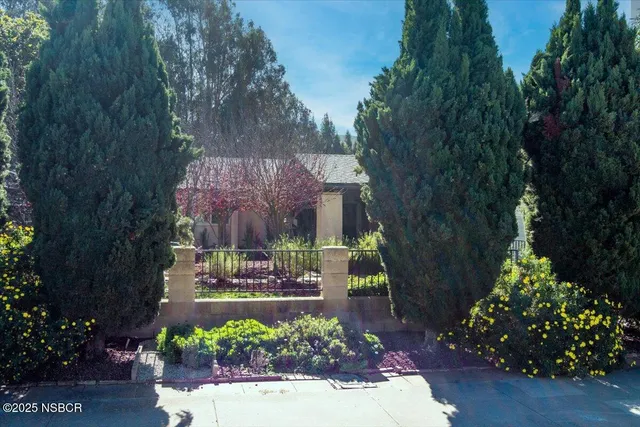 $619,900 | 1112 East Hickory Avenue, Lompoc, CA 93436