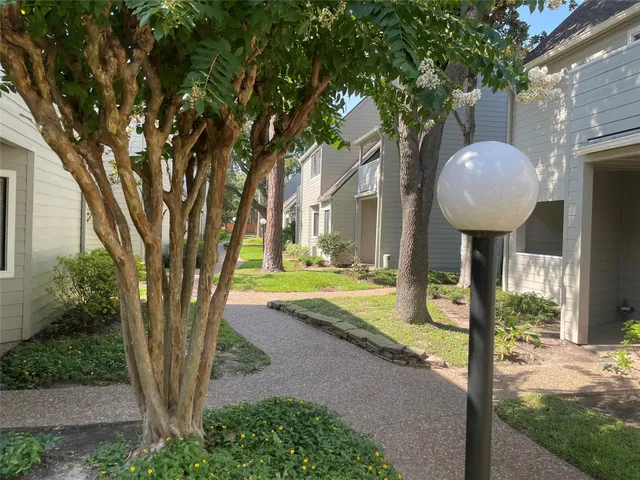 $184,900 | 2343 Briarwest Boulevard, Unit 2343, Houston, TX 77077