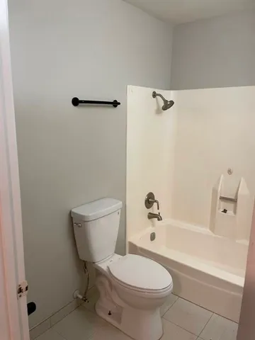 $184,900 | 2343 Briarwest Boulevard, Unit 2343, Houston, TX 77077