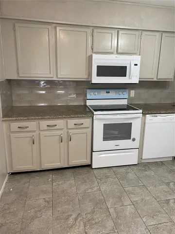 $184,900 | 2343 Briarwest Boulevard, Unit 2343, Houston, TX 77077