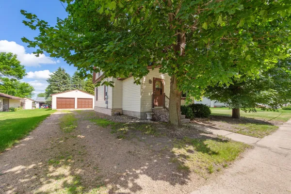 $219,900 | 112 4th Street South, Gaylord, MN 55334
