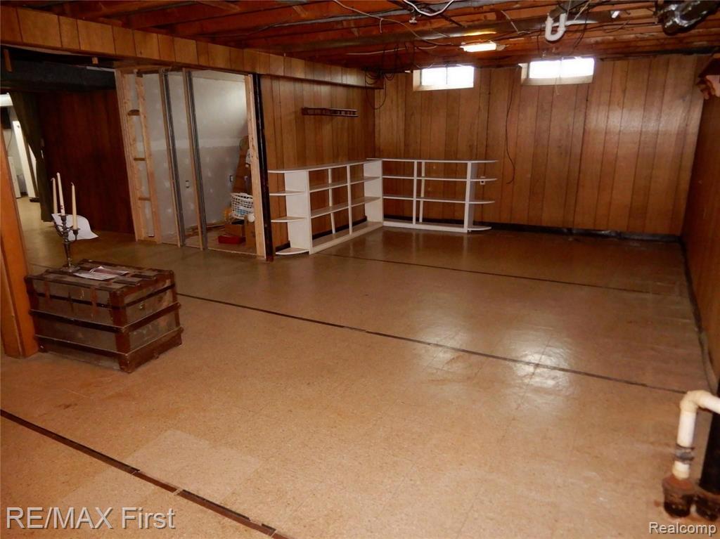2440 Common Road Warren, MI 48092 - Photo 17 of 22