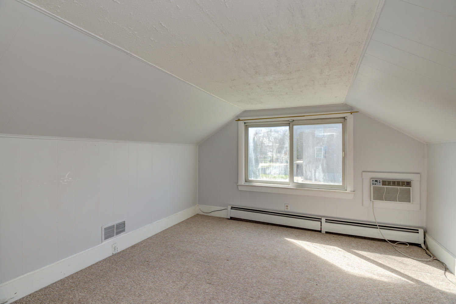 208 Old Alfred Road Arundel, ME 04046 - Photo 29 of 40 208 Old Alfred Rd Arundel ME-large-030-0