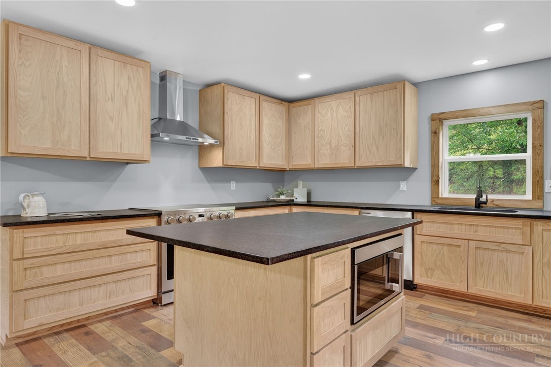 1925 Nettle Knob Road West Jefferson, NC 28694 - Photo 12 of 34