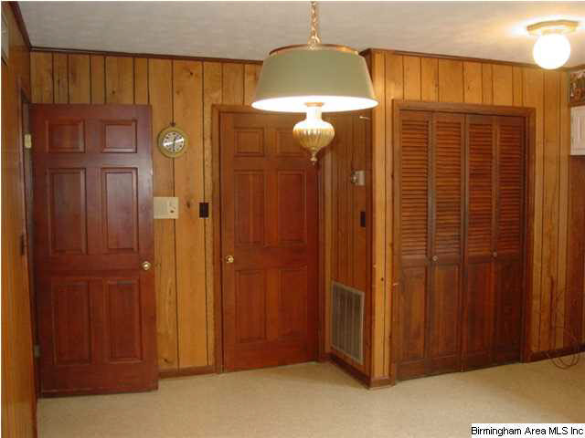 6301 Weaver Road Anniston, AL 36206 - Photo 8 of 27