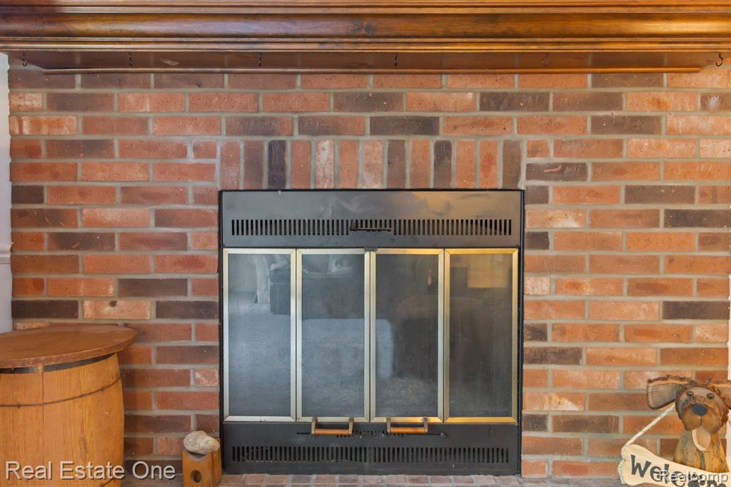 909 Ravine Terrace Court Rochester Hills, MI 48307 - Photo 15 of 50