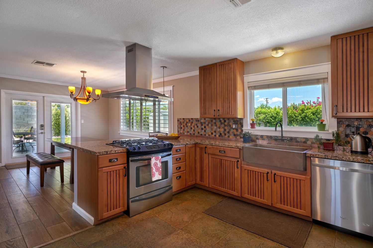 458 East Simms Road Palm Springs, CA 92262 - Photo 13 of 40 458 E Simms Rd Palm Springs CA-large-018