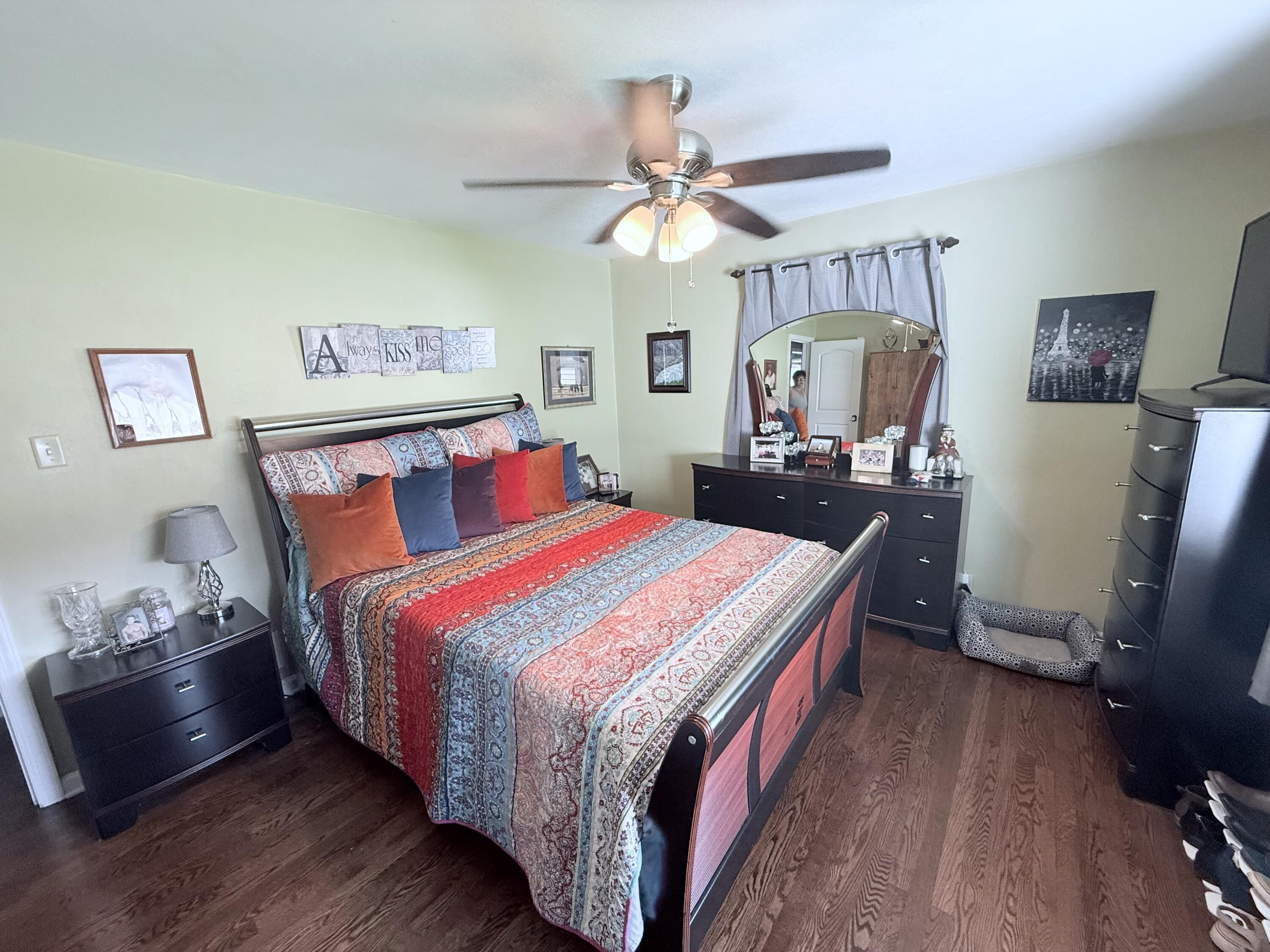 1826 26th Street Kenosha, WI 53140 - Photo 15 of 47 Primary Bedroom