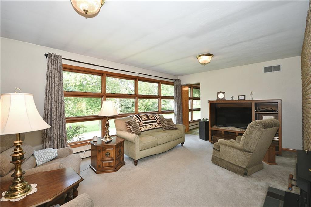 239 Metz Road Tarentum, PA 15084 - Photo 6 of 24 Gallery Image 6