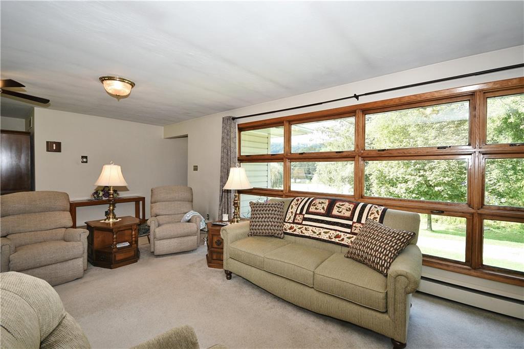 239 Metz Road Tarentum, PA 15084 - Photo 7 of 24 Gallery Image 7